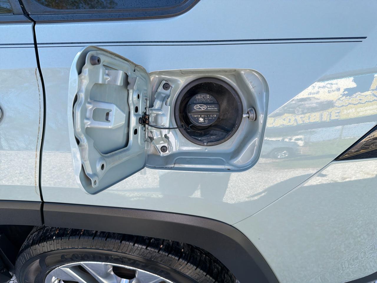 Toyota RAV4 XLE Premium 2020