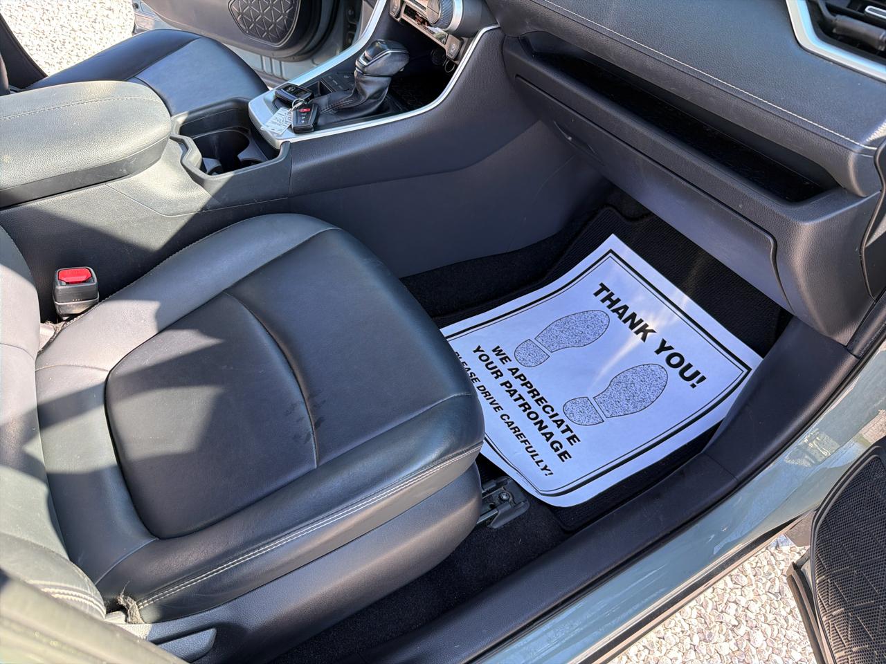 Toyota RAV4 XLE Premium 2020