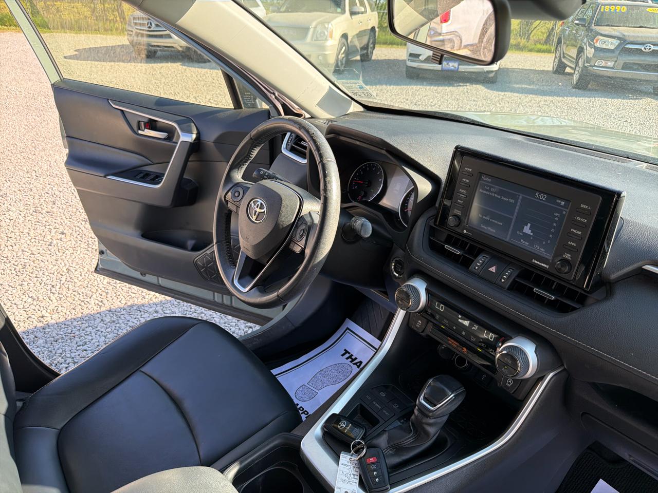 Toyota RAV4 XLE Premium 2020