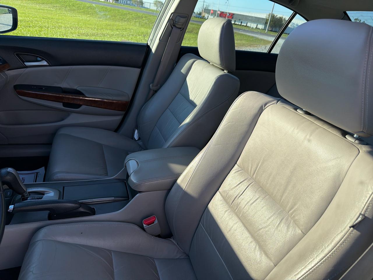 Honda Accord EX-L Sedan AT 2011