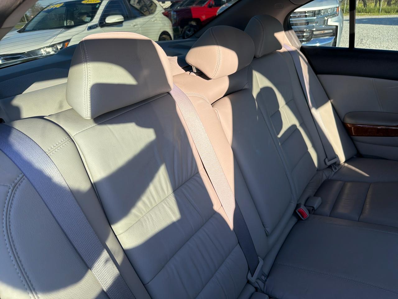 Honda Accord EX-L Sedan AT 2011