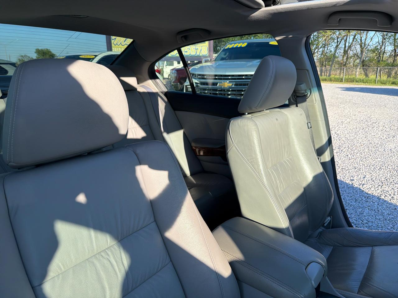 Honda Accord EX-L Sedan AT 2011