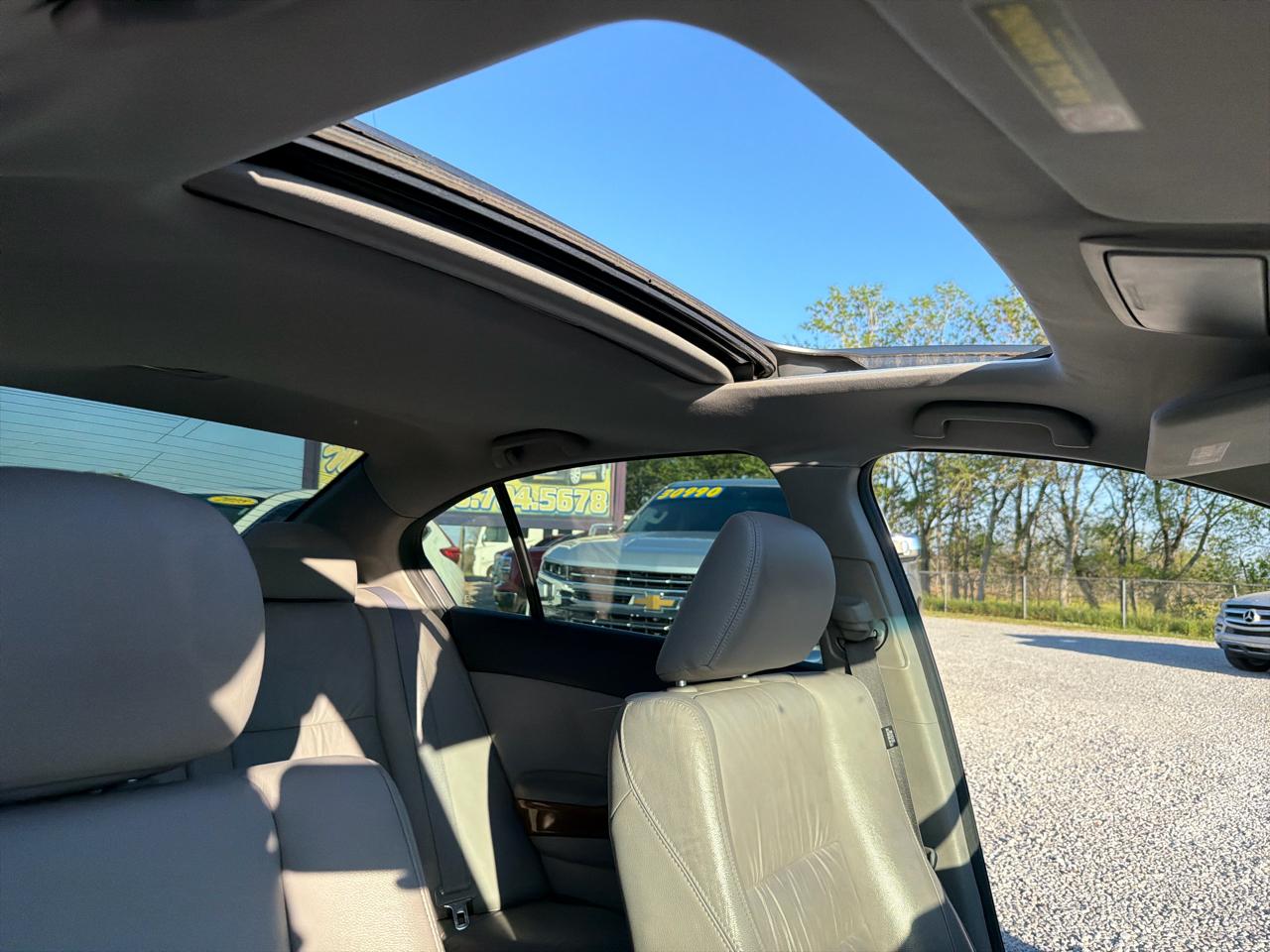 Honda Accord EX-L Sedan AT 2011