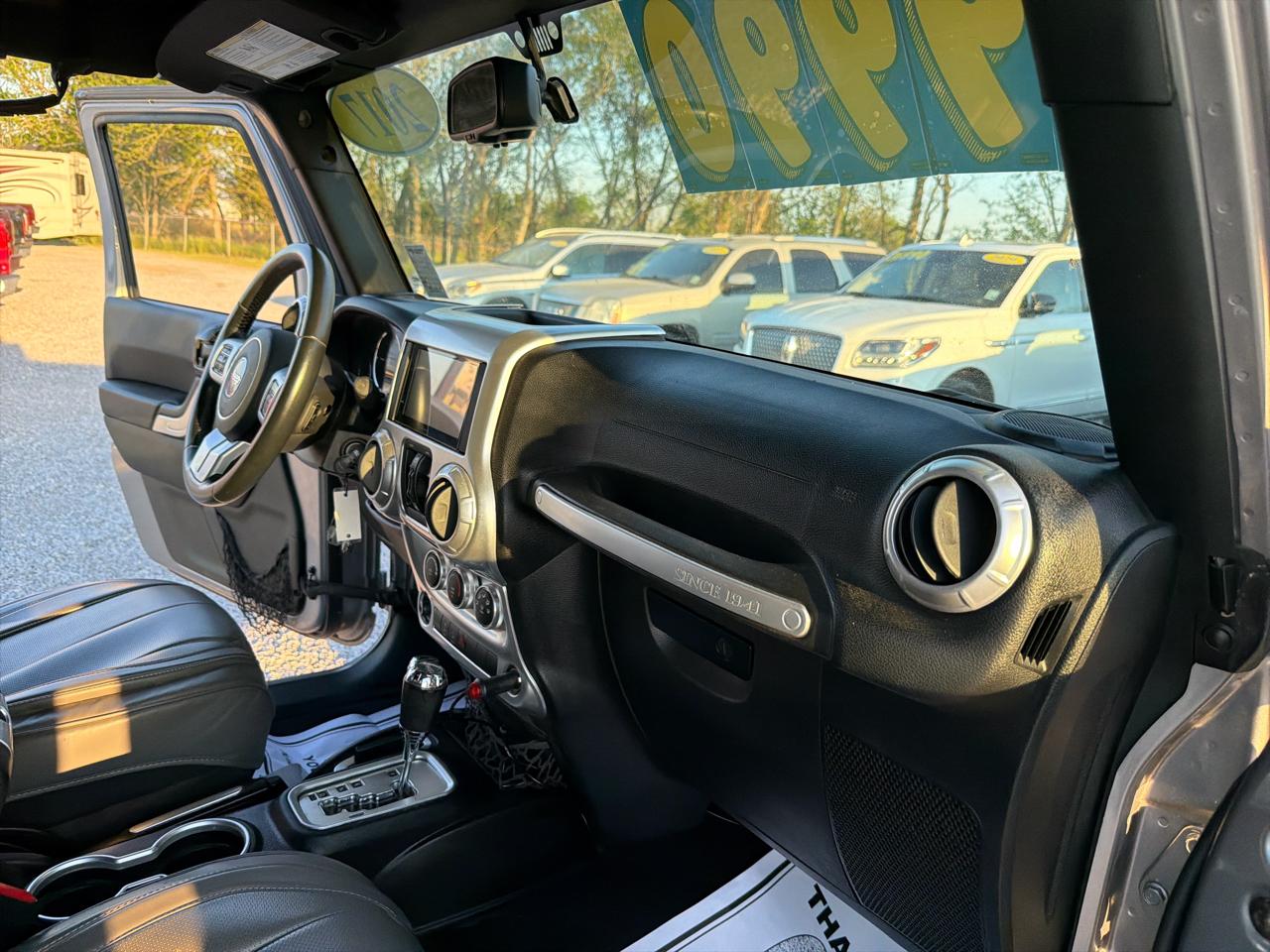 Jeep Wrangler Unlimited Sport 4WD 2017