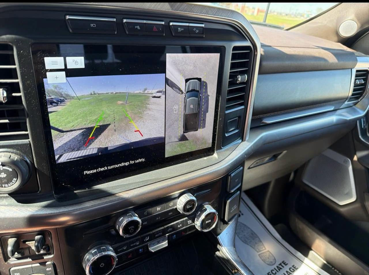 Ford F-150 4WD SuperCrew 150" King Ranch 2023