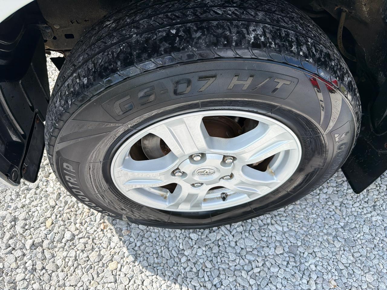 Toyota Tundra SR5 5.7L Double Cab 2WD 2007