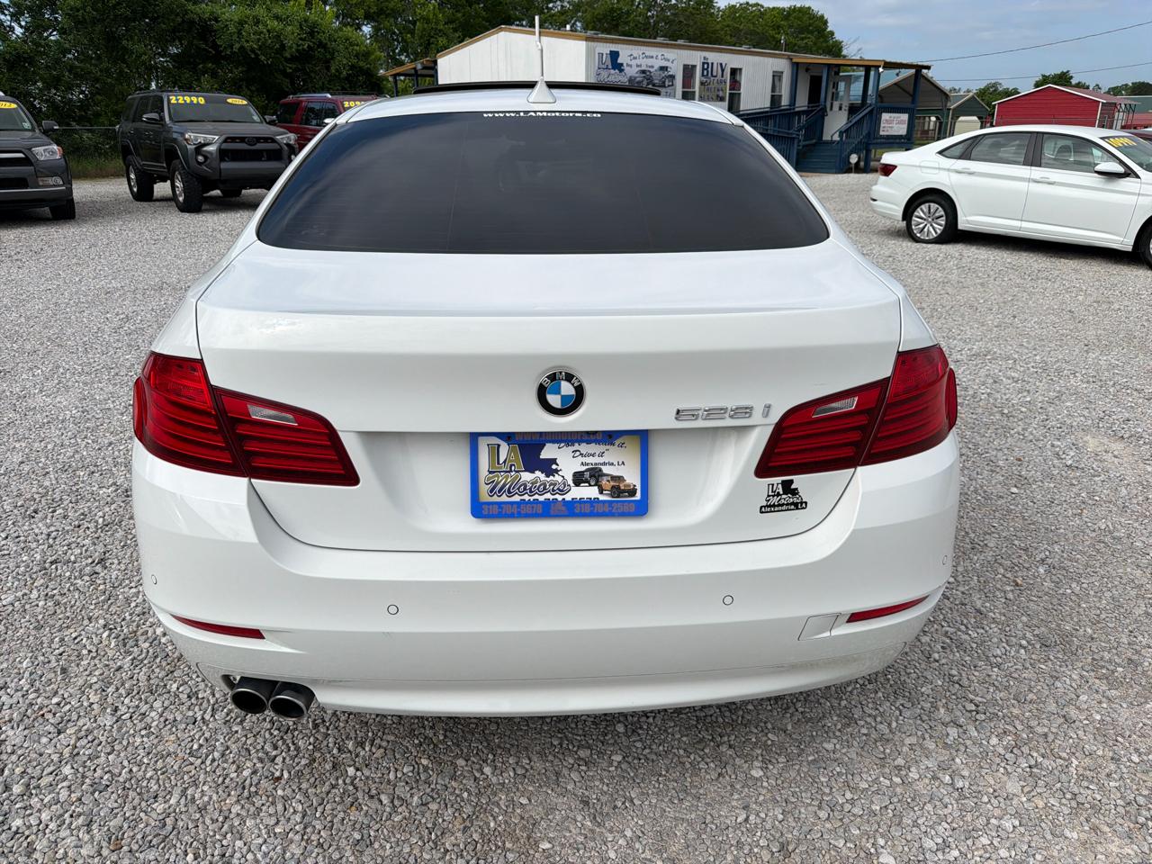 BMW 5-Series 528i 2015