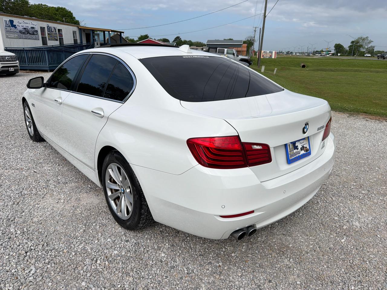 BMW 5-Series 528i 2015