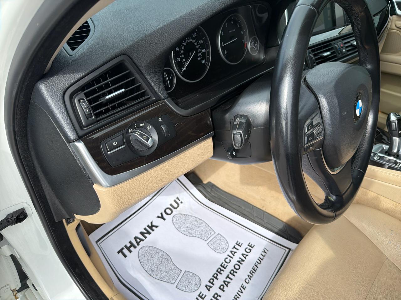 BMW 5-Series 528i 2015