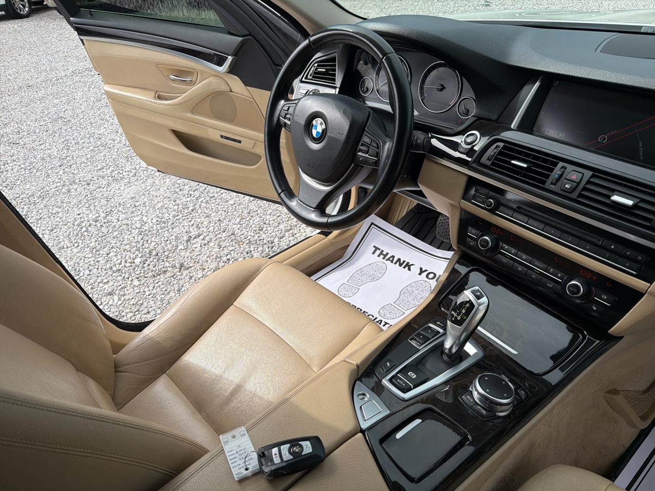 BMW 5-Series 528i 2015