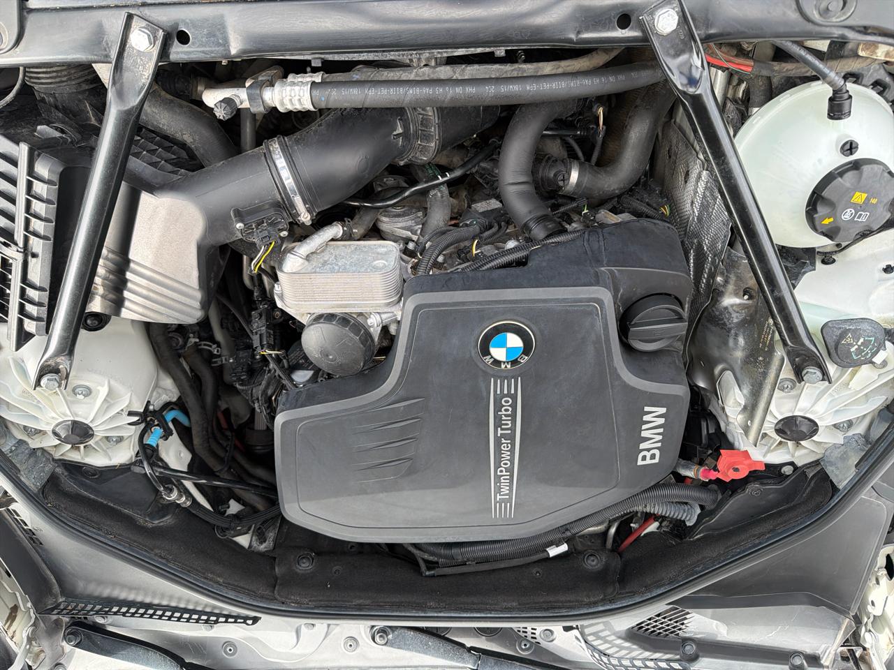 BMW 5-Series 528i 2015