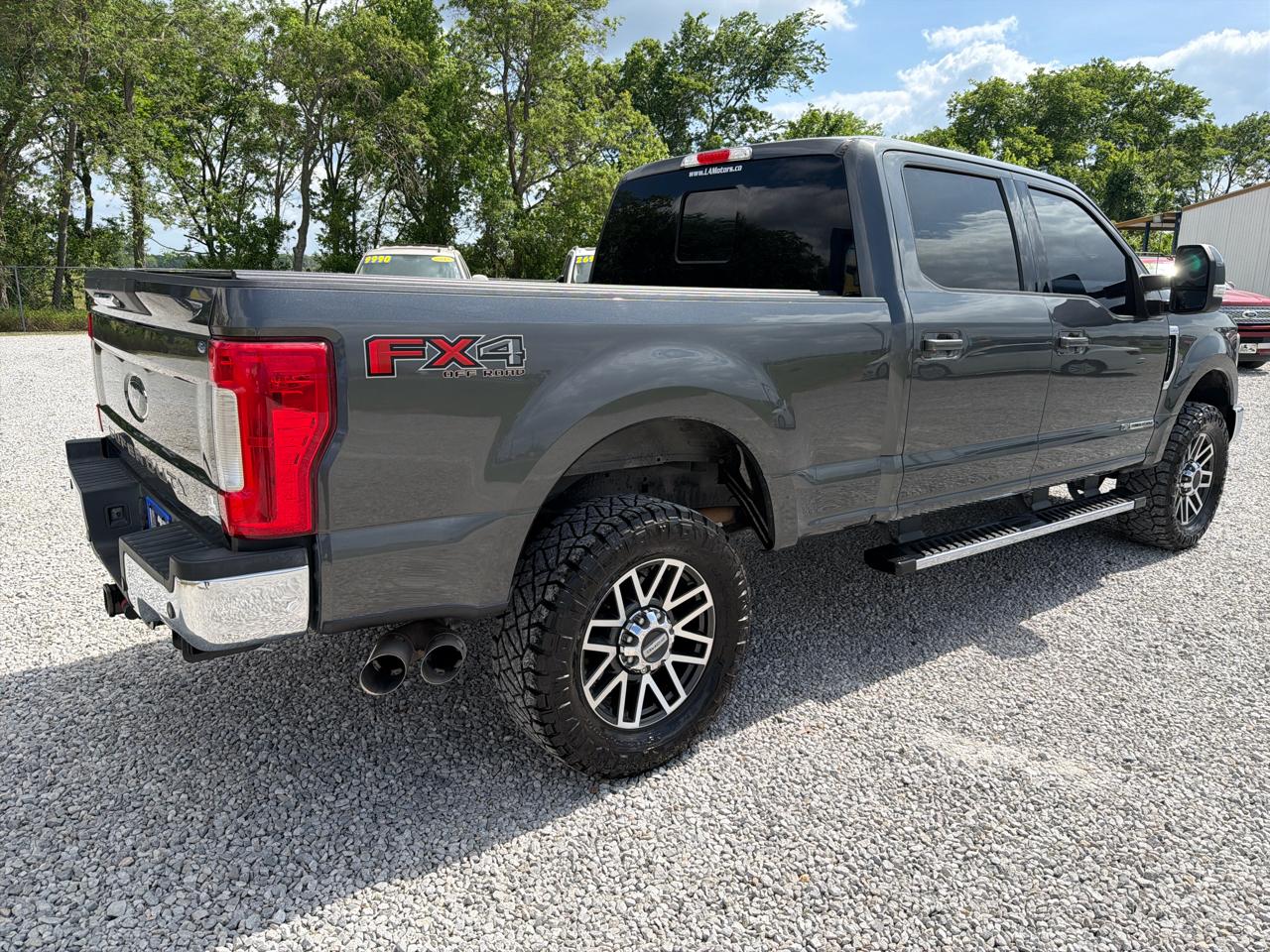 Ford F-250 SD Lariat Crew Cab 4WD 2019