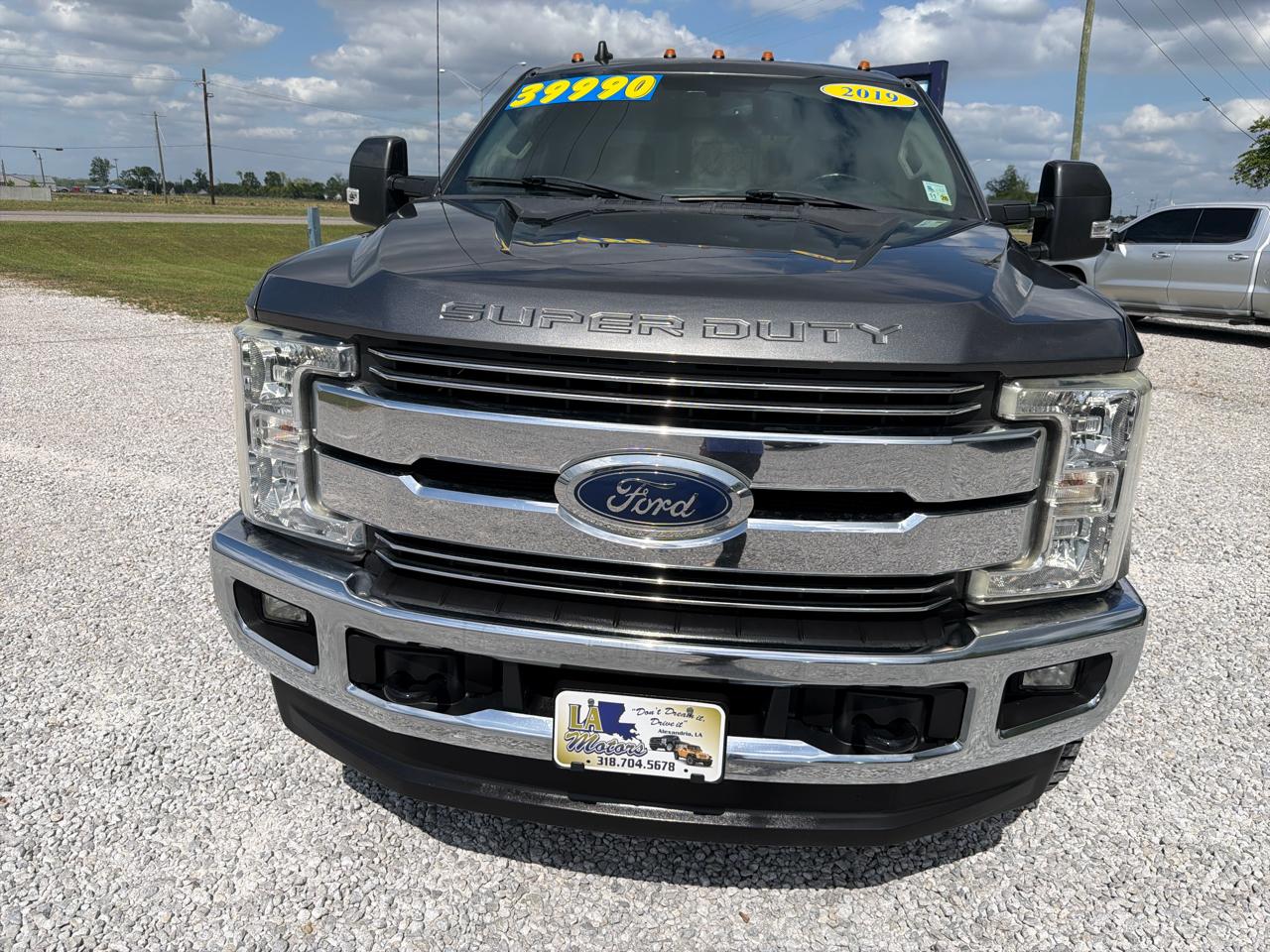 Ford F-250 SD Lariat Crew Cab 4WD 2019