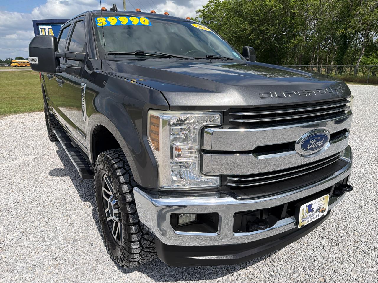 Ford F-250 SD Lariat Crew Cab 4WD 2019