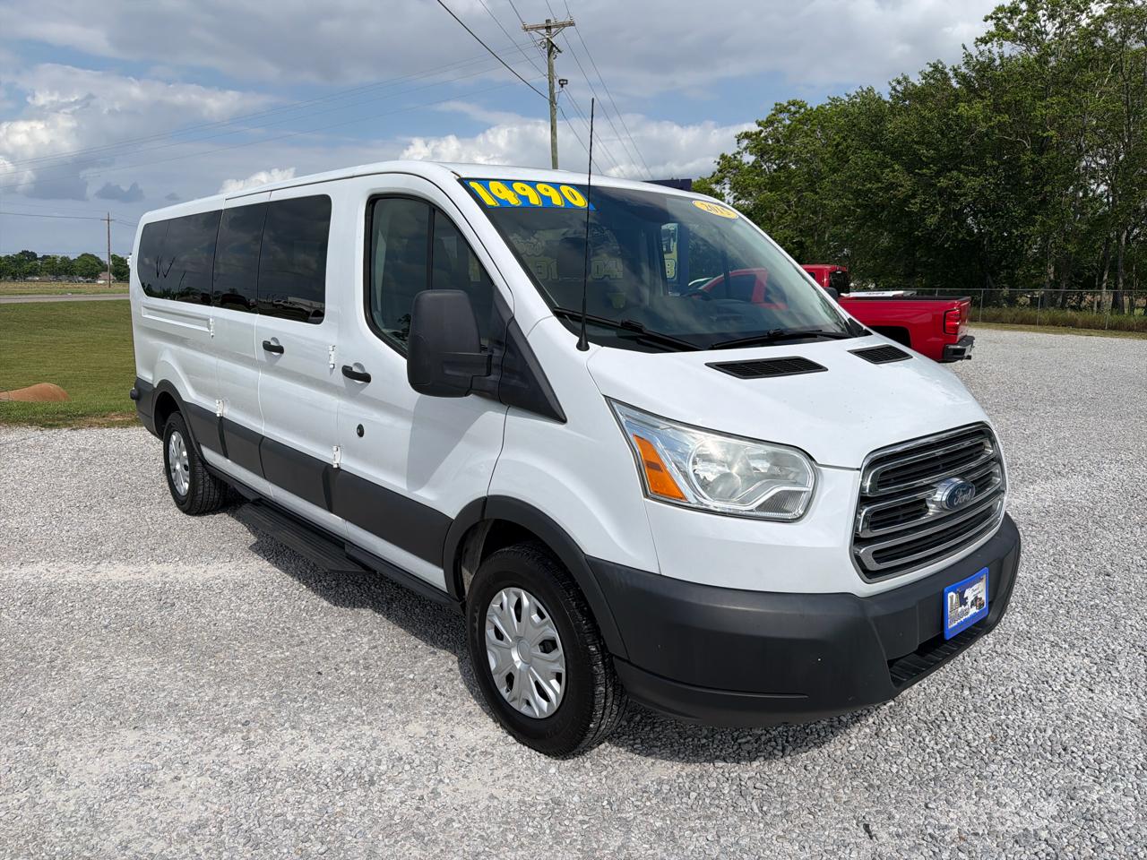 Ford Transit 350 Wagon Low Roof XLT 60/40 Pass. 148-in. WB 2015