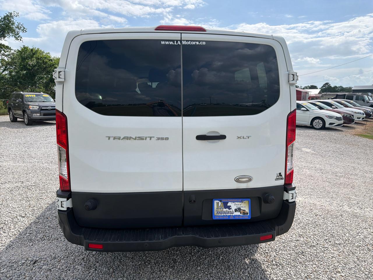 Ford Transit 350 Wagon Low Roof XLT 60/40 Pass. 148-in. WB 2015