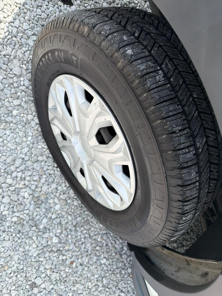 Ford Transit 350 Wagon Low Roof XLT 60/40 Pass. 148-in. WB 2015