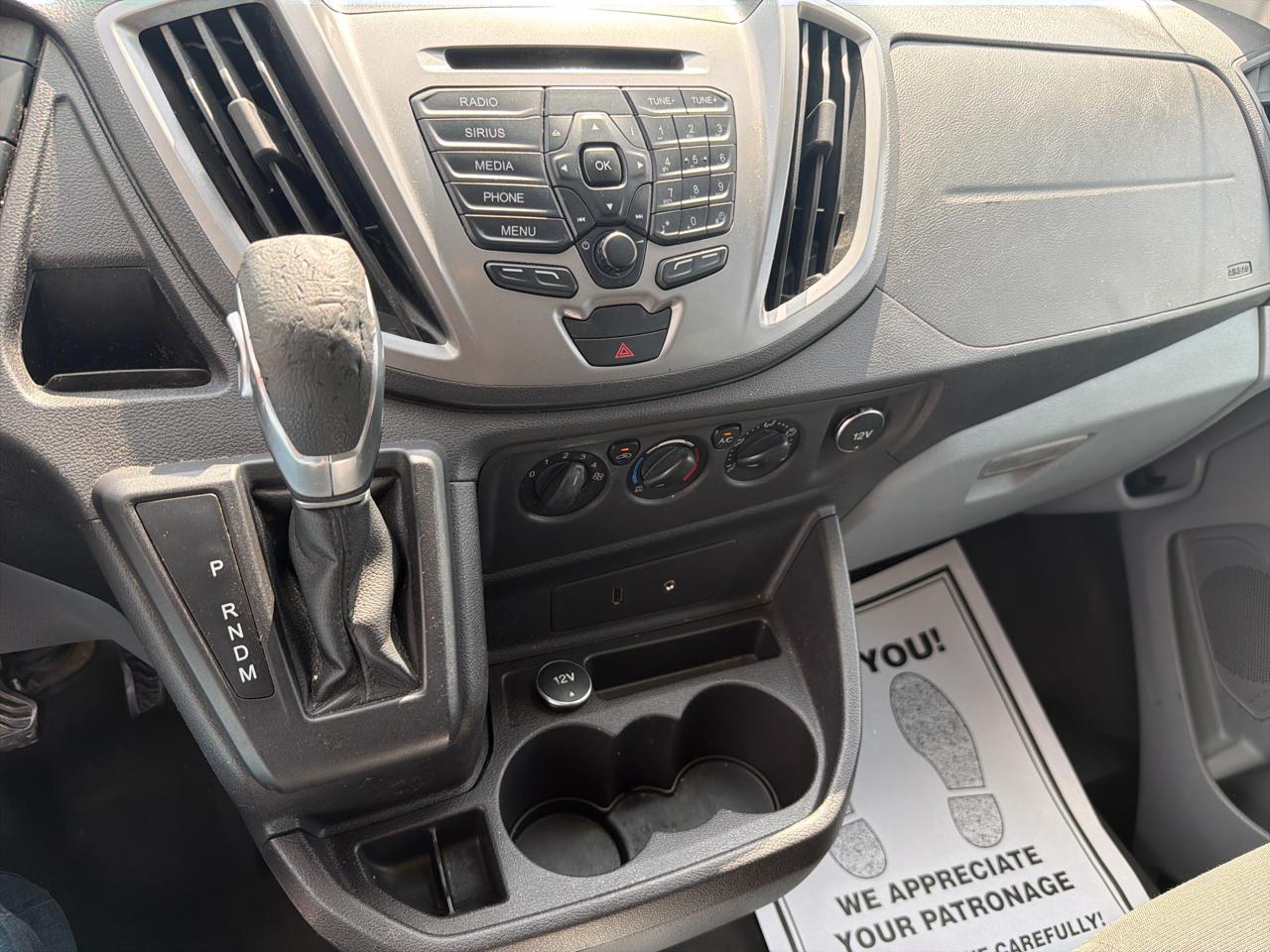 Ford Transit 350 Wagon Low Roof XLT 60/40 Pass. 148-in. WB 2015