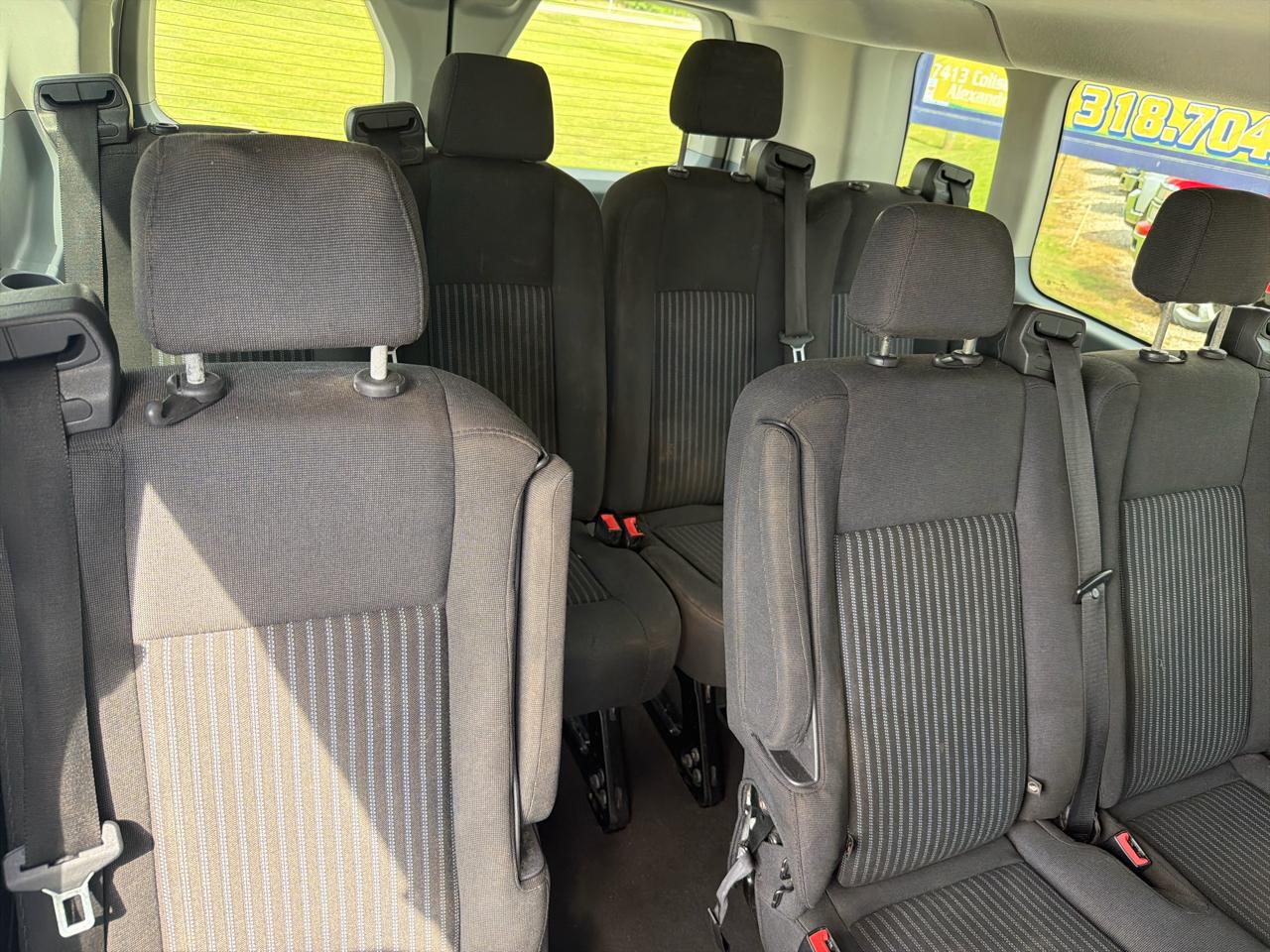 Ford Transit 350 Wagon Low Roof XLT 60/40 Pass. 148-in. WB 2015