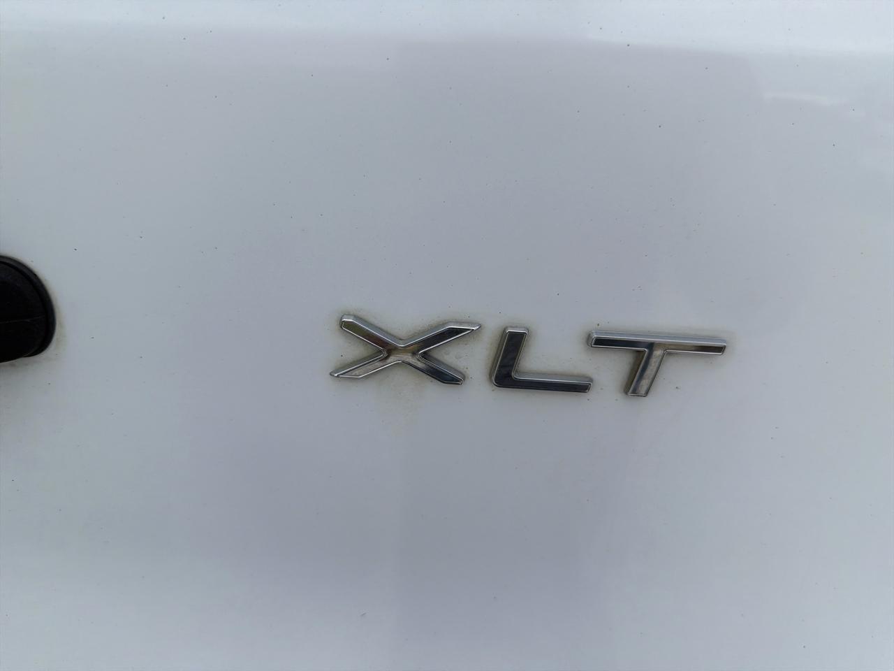 Ford Transit 350 Wagon Low Roof XLT 60/40 Pass. 148-in. WB 2015