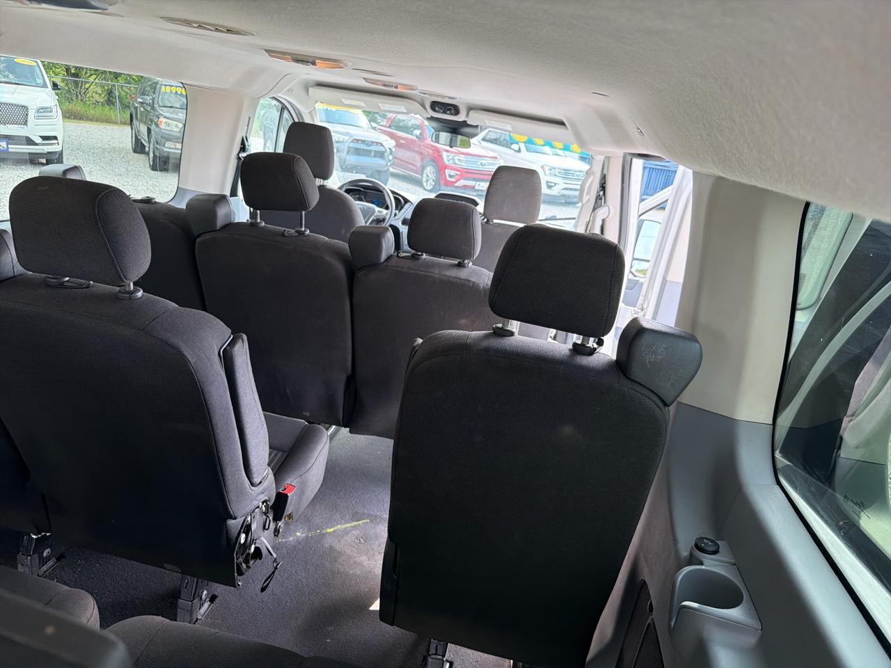 Ford Transit 350 Wagon Low Roof XLT 60/40 Pass. 148-in. WB 2015