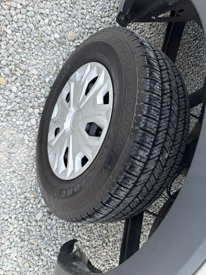 Ford Transit 350 Wagon Low Roof XLT 60/40 Pass. 148-in. WB 2015