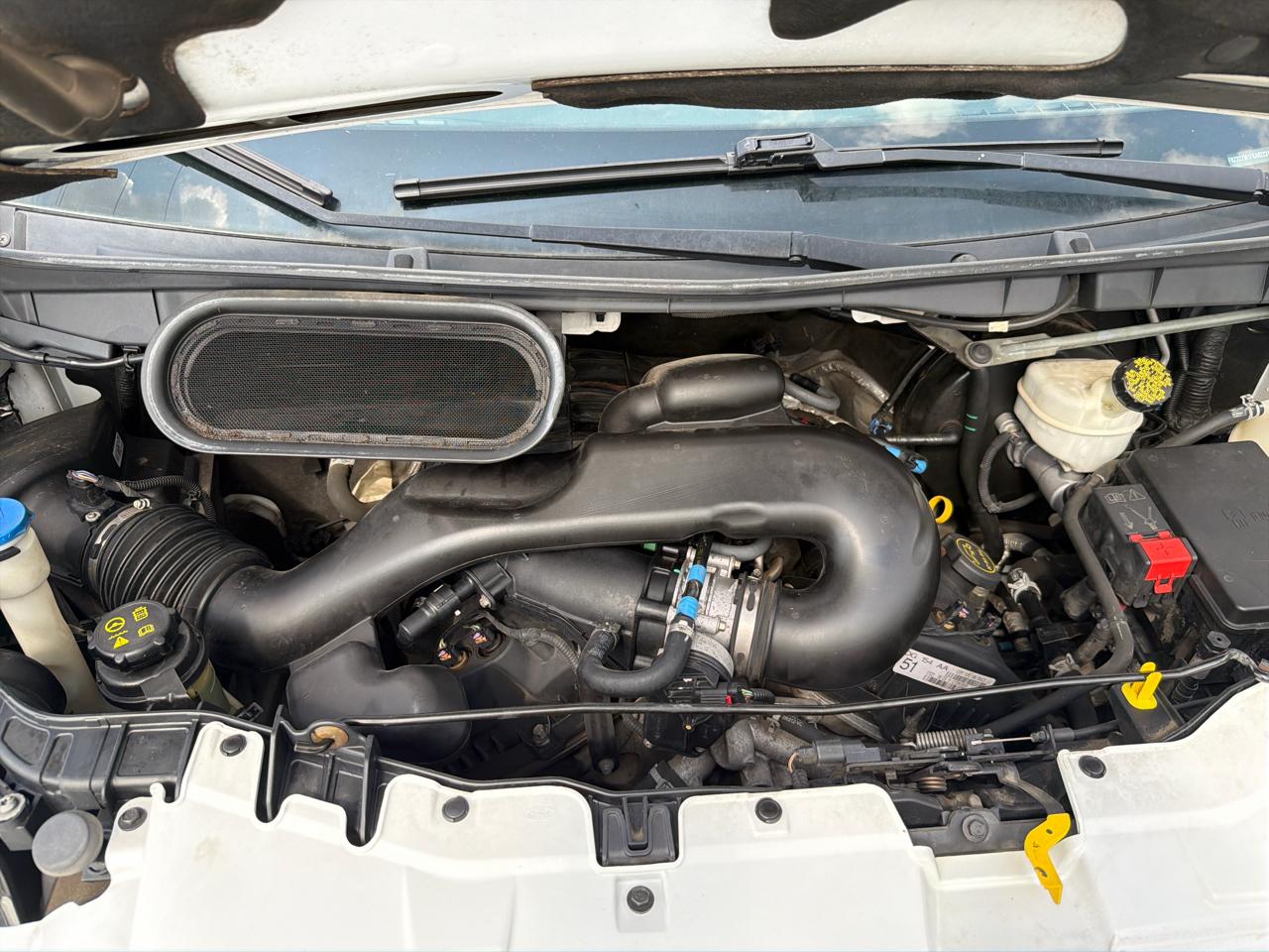 Ford Transit 350 Wagon Low Roof XLT 60/40 Pass. 148-in. WB 2015