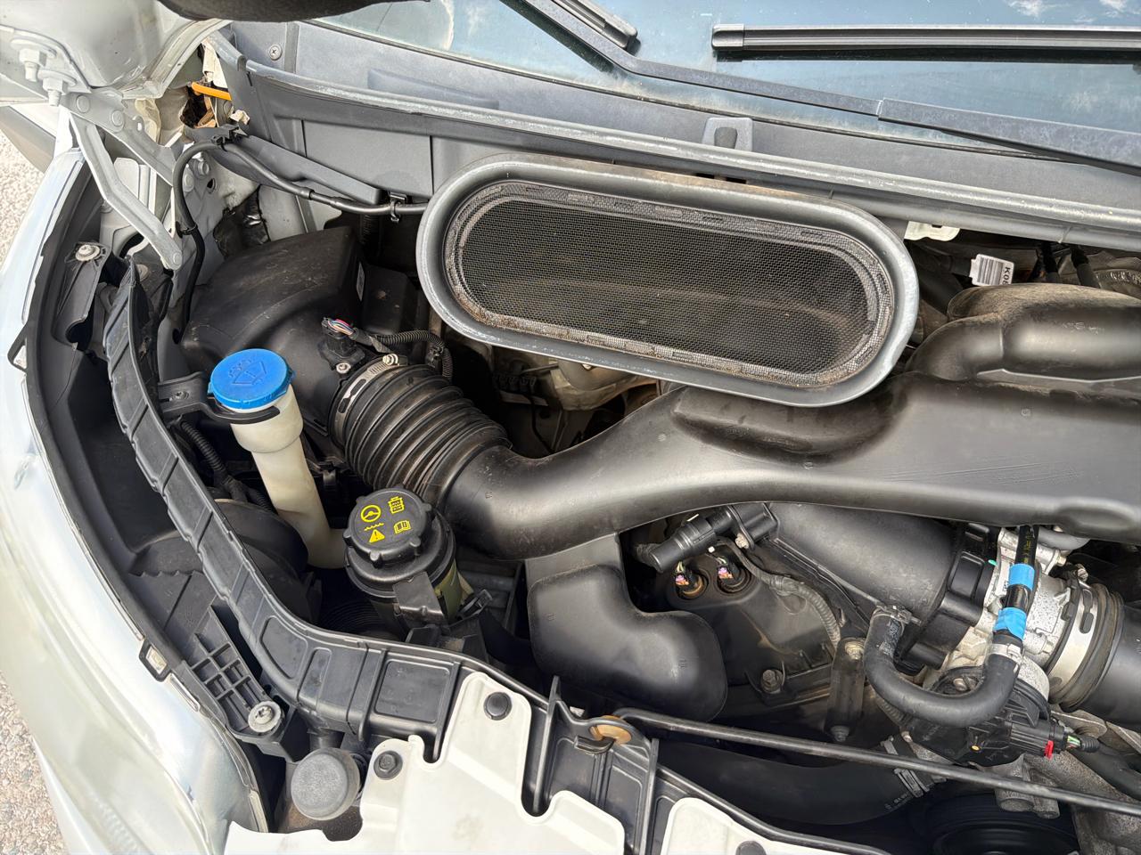 Ford Transit 350 Wagon Low Roof XLT 60/40 Pass. 148-in. WB 2015