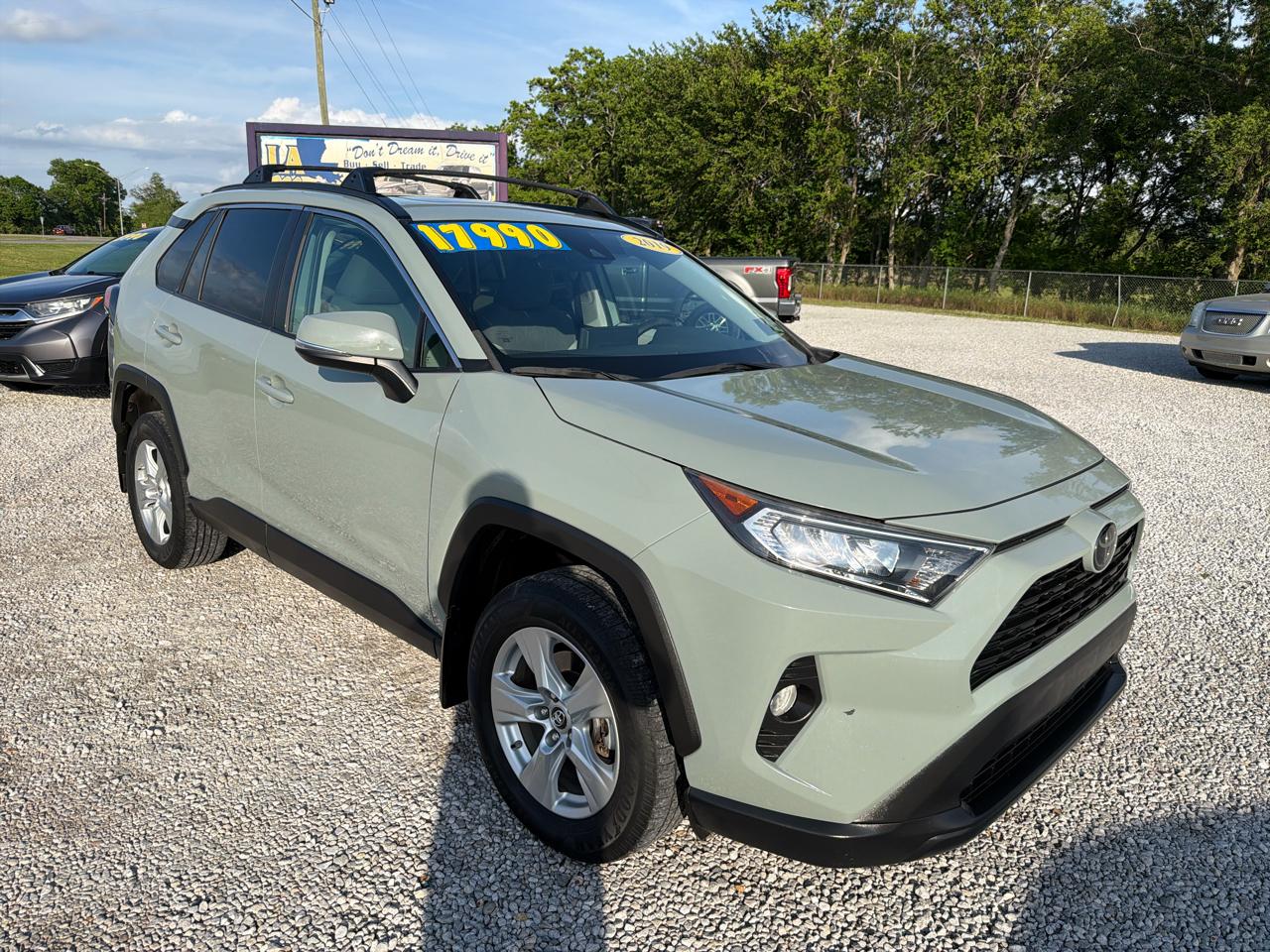 Toyota RAV4 XLE 2019