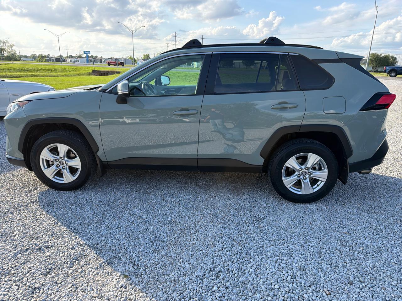Toyota RAV4 XLE 2019