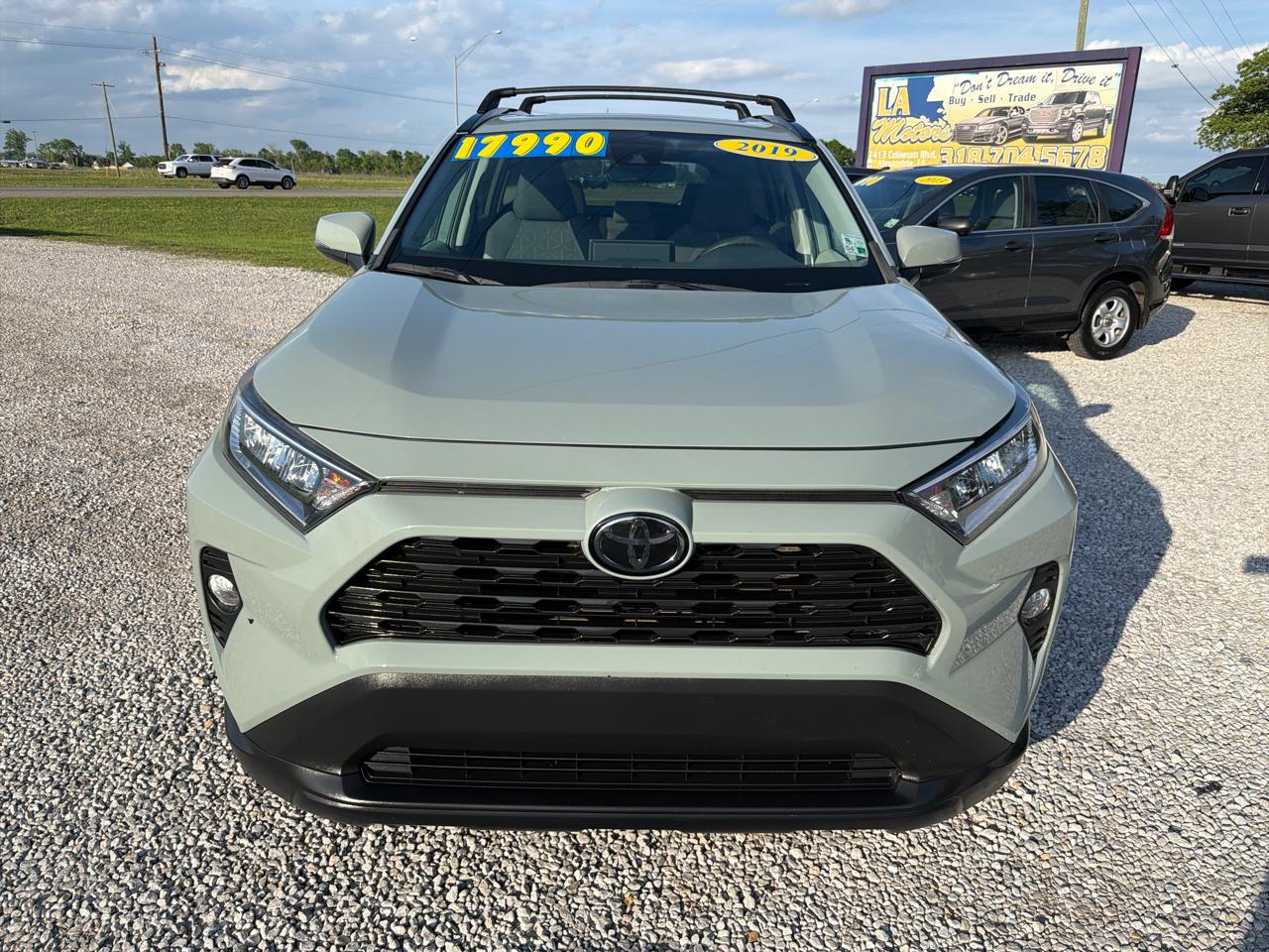 Toyota RAV4 XLE 2019