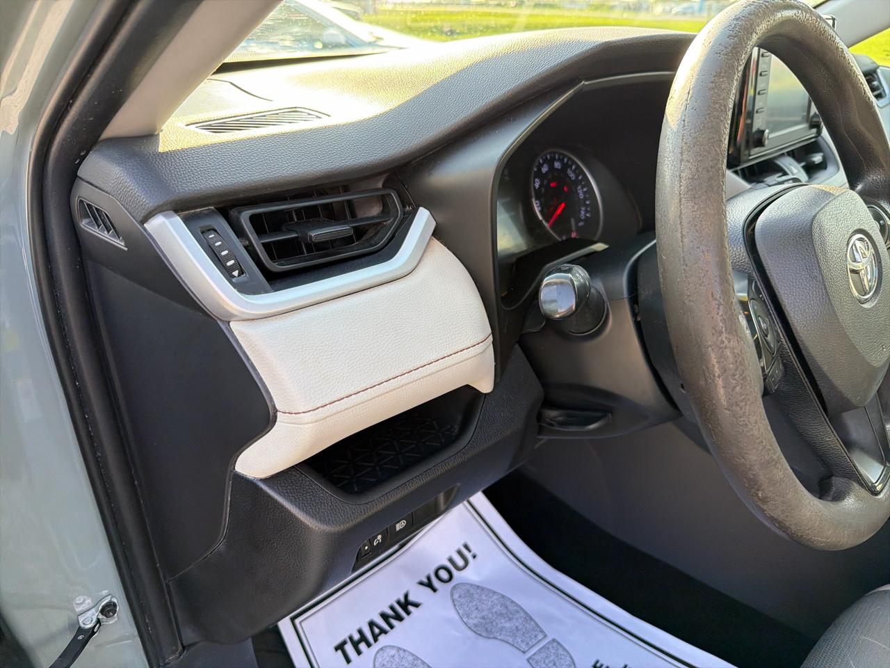 Toyota RAV4 XLE 2019