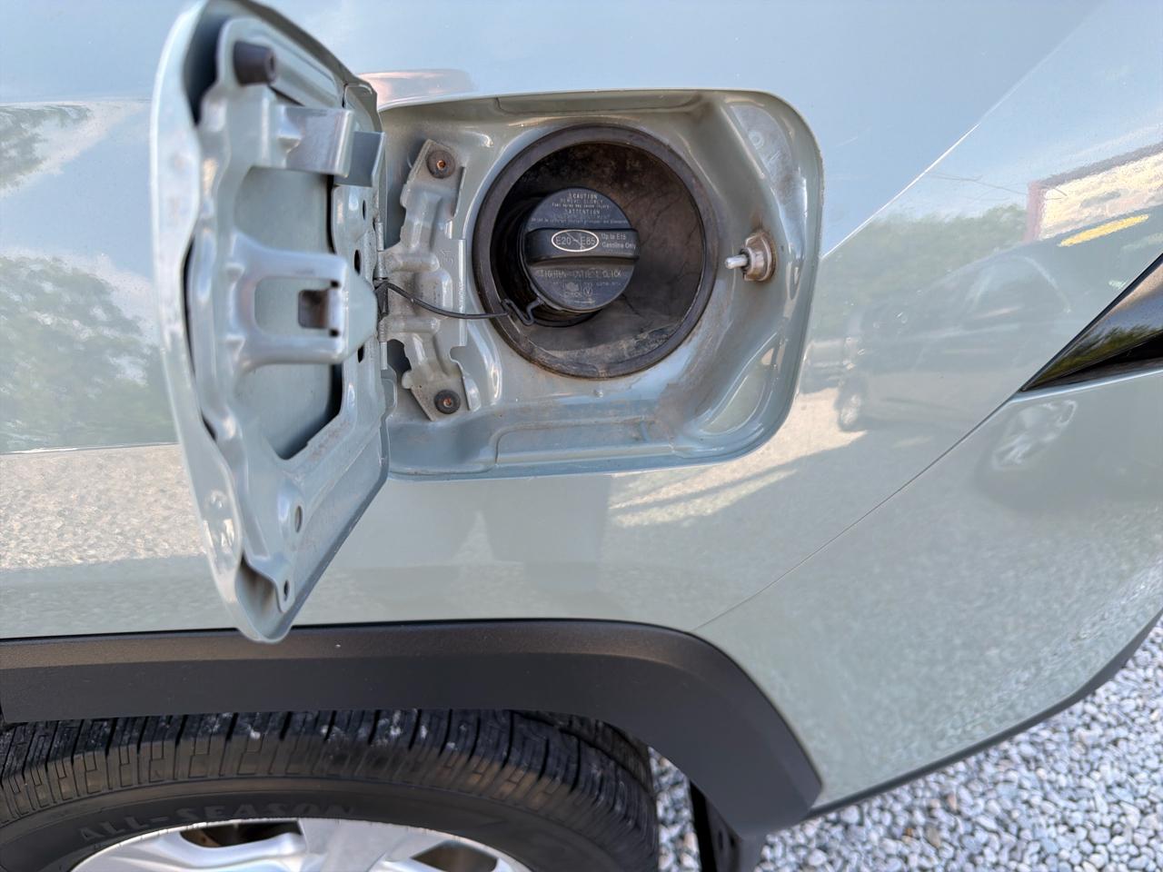 Toyota RAV4 XLE 2019