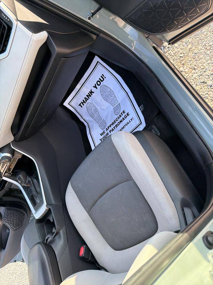 Toyota RAV4 XLE 2019