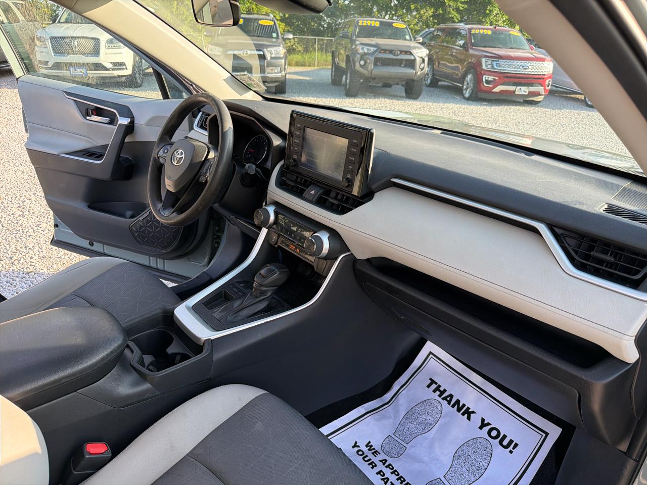 Toyota RAV4 XLE 2019