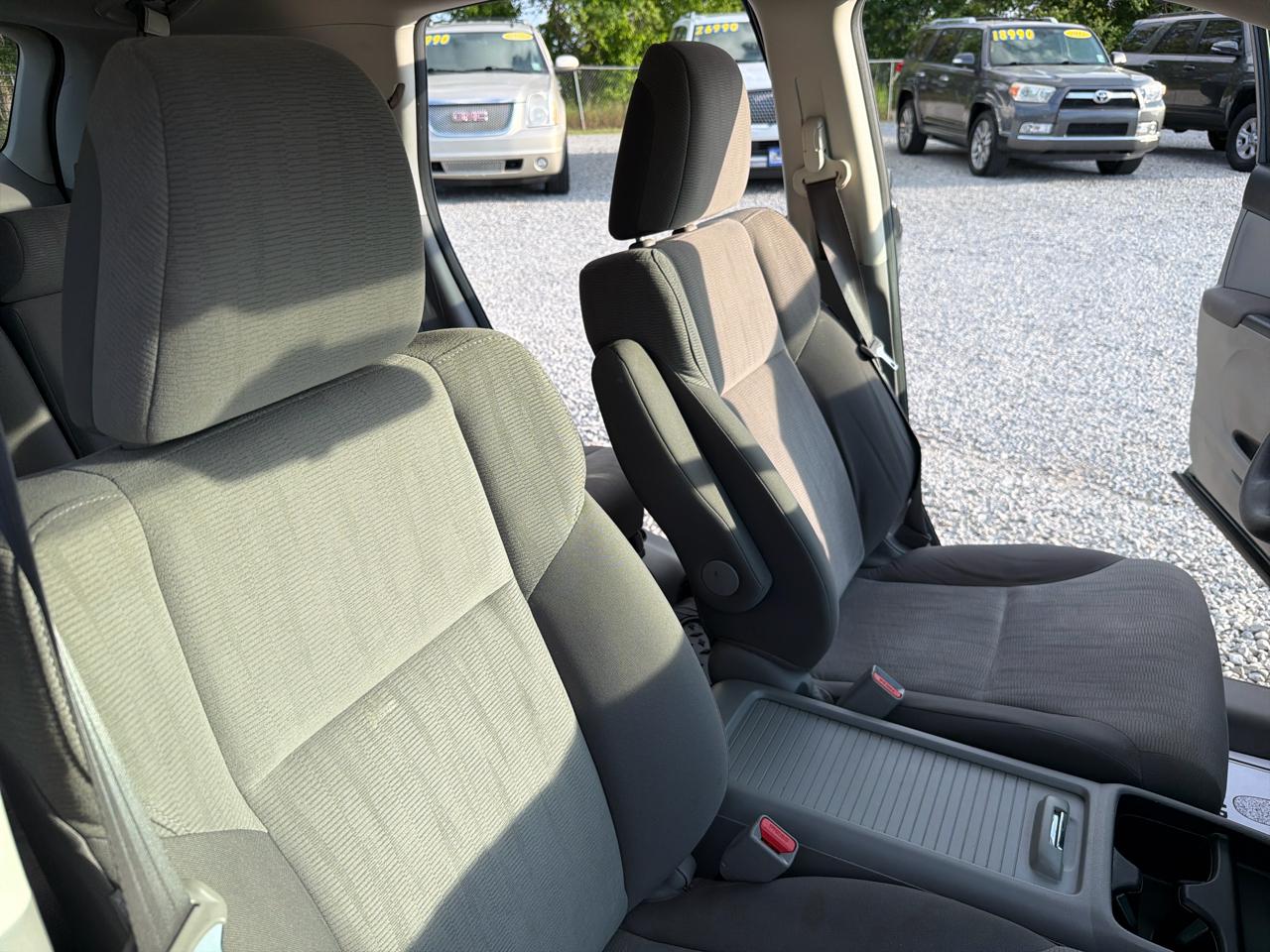 Honda CR-V LX 2WD 5-Speed AT 2013