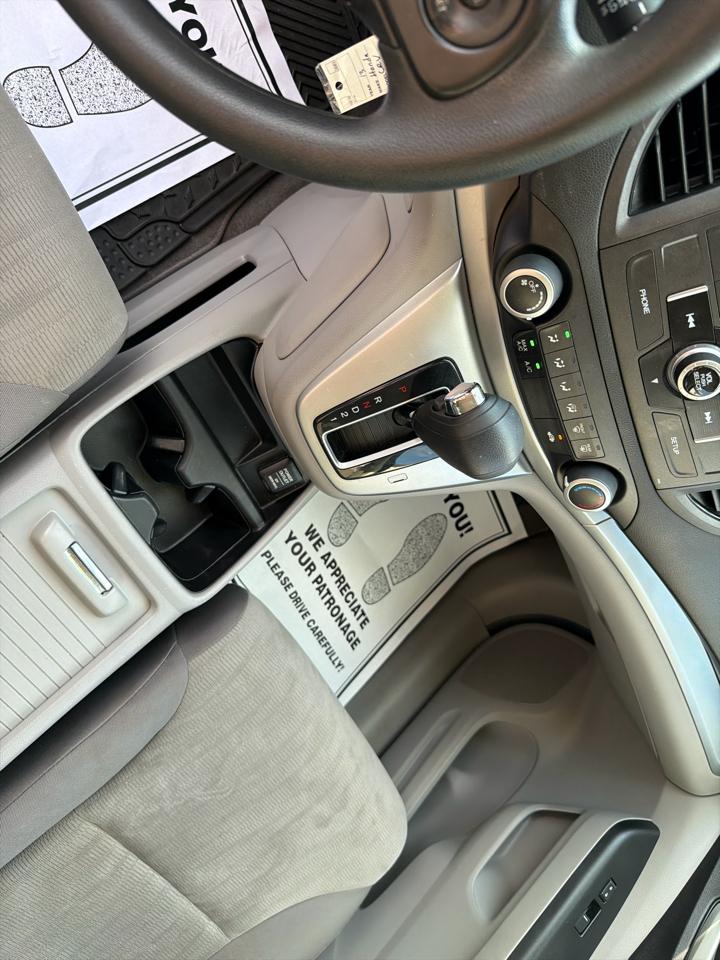 Honda CR-V LX 2WD 5-Speed AT 2013