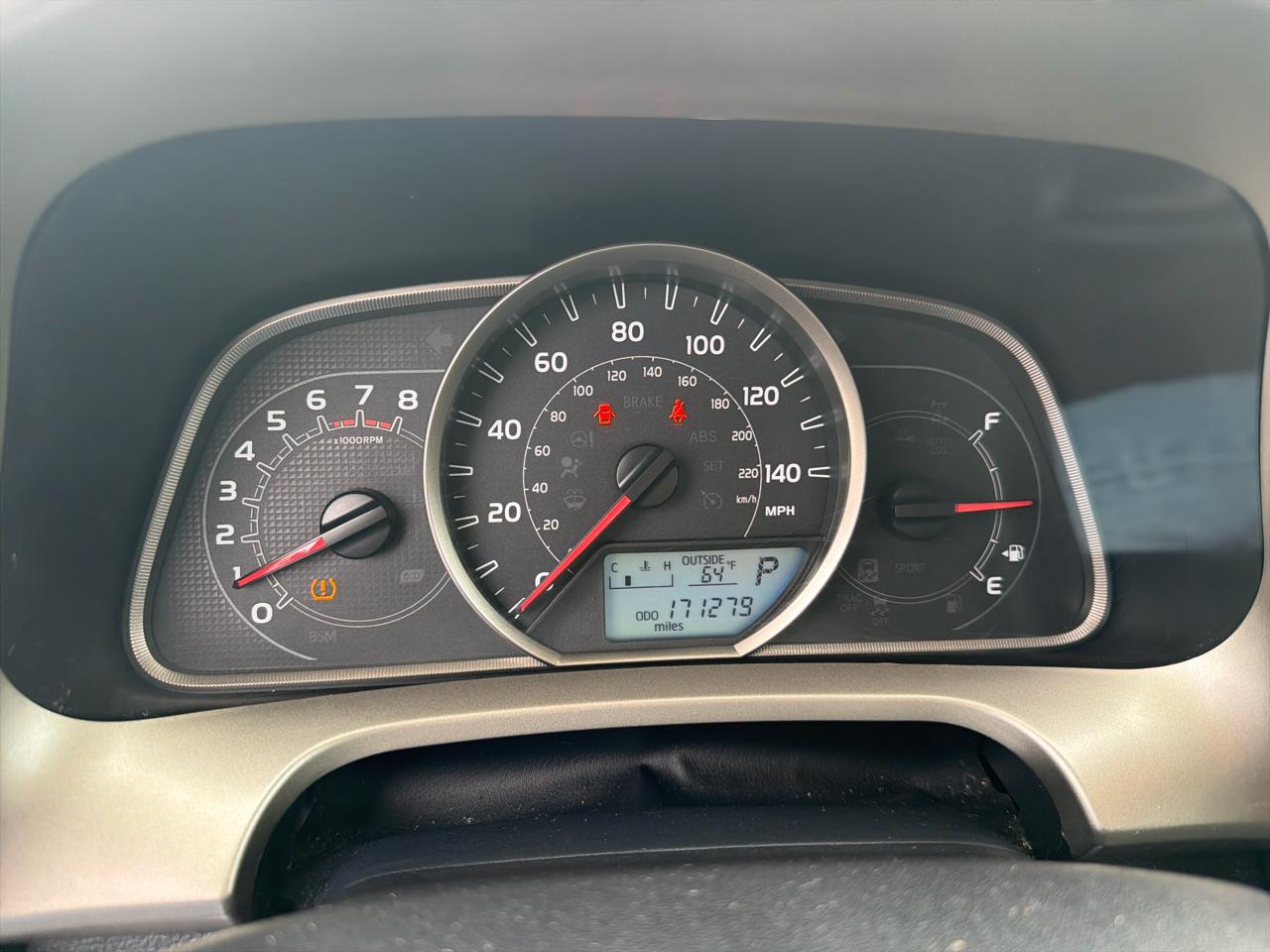 Toyota RAV4 XLE FWD 2015