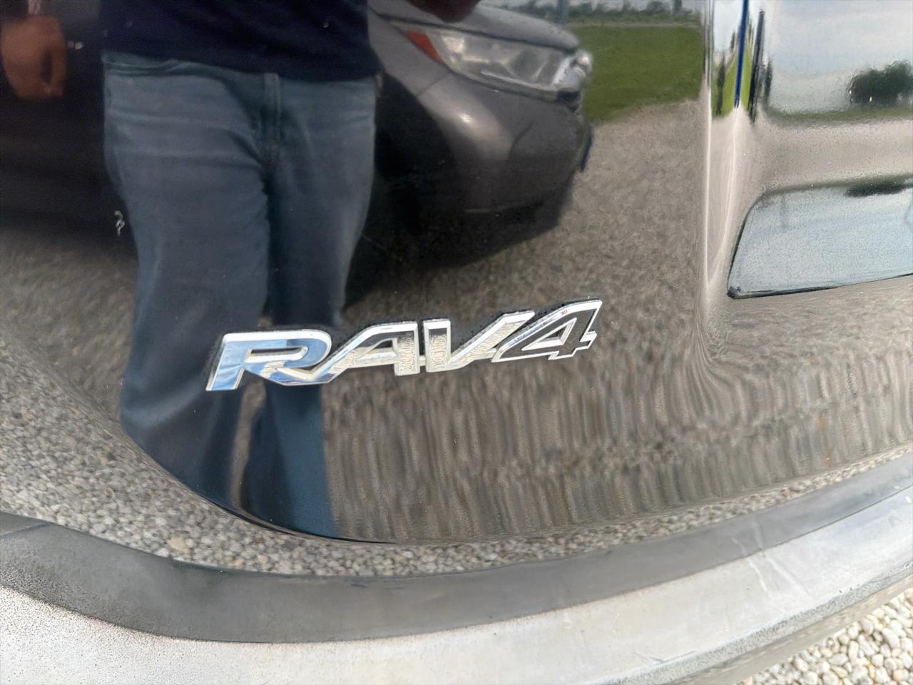 Toyota RAV4 XLE FWD 2015