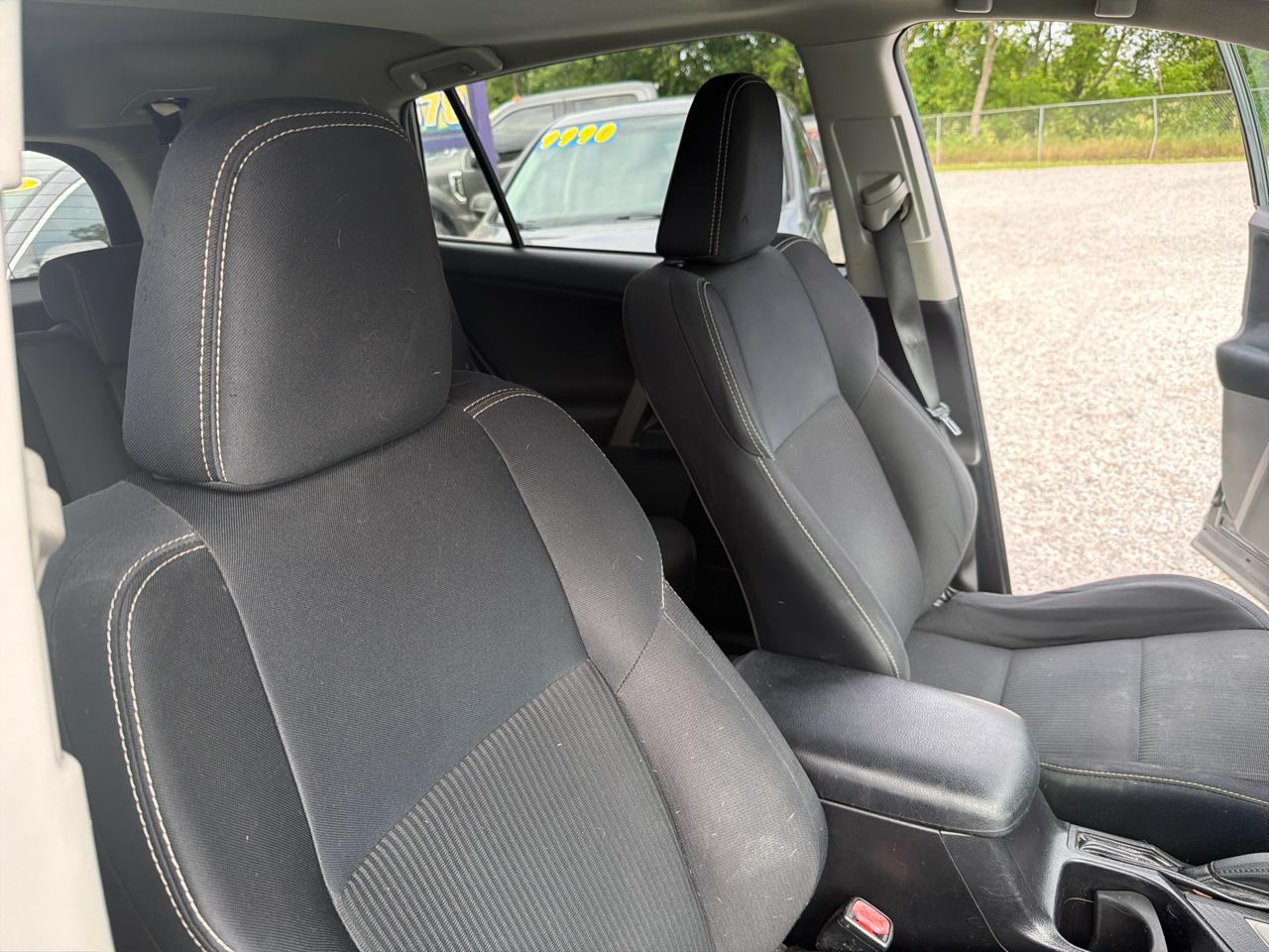Toyota RAV4 XLE FWD 2015
