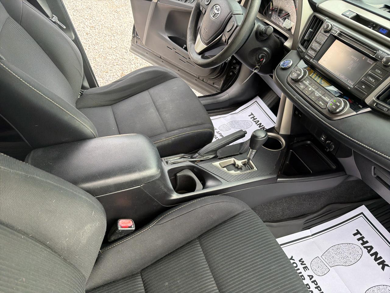 Toyota RAV4 XLE FWD 2015