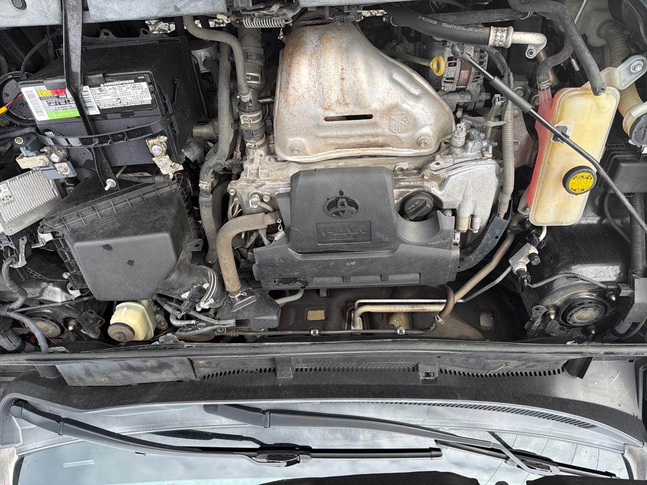 Toyota RAV4 XLE FWD 2015