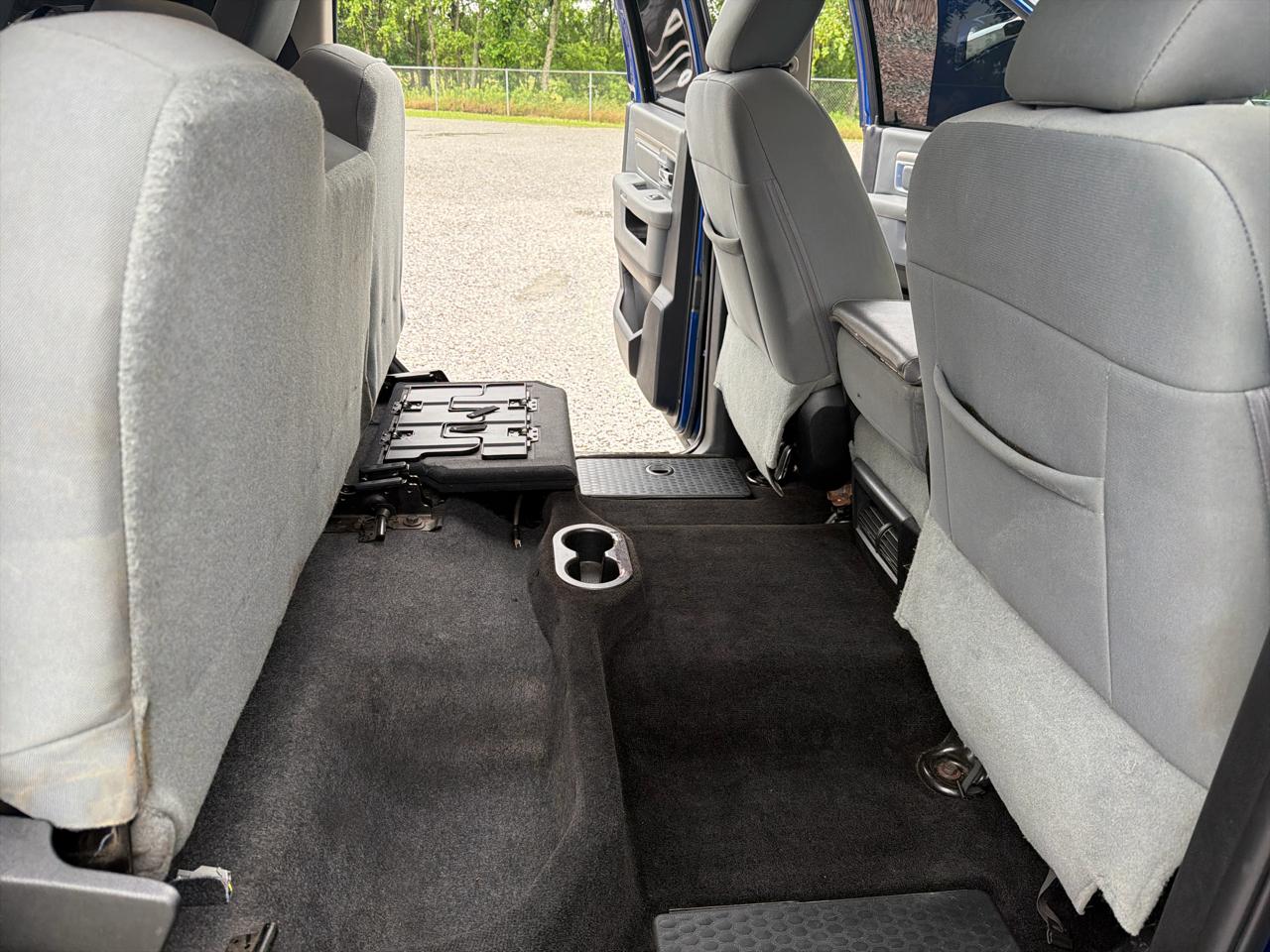 RAM 1500 2WD Crew Cab 140.5" Lone Star 2016