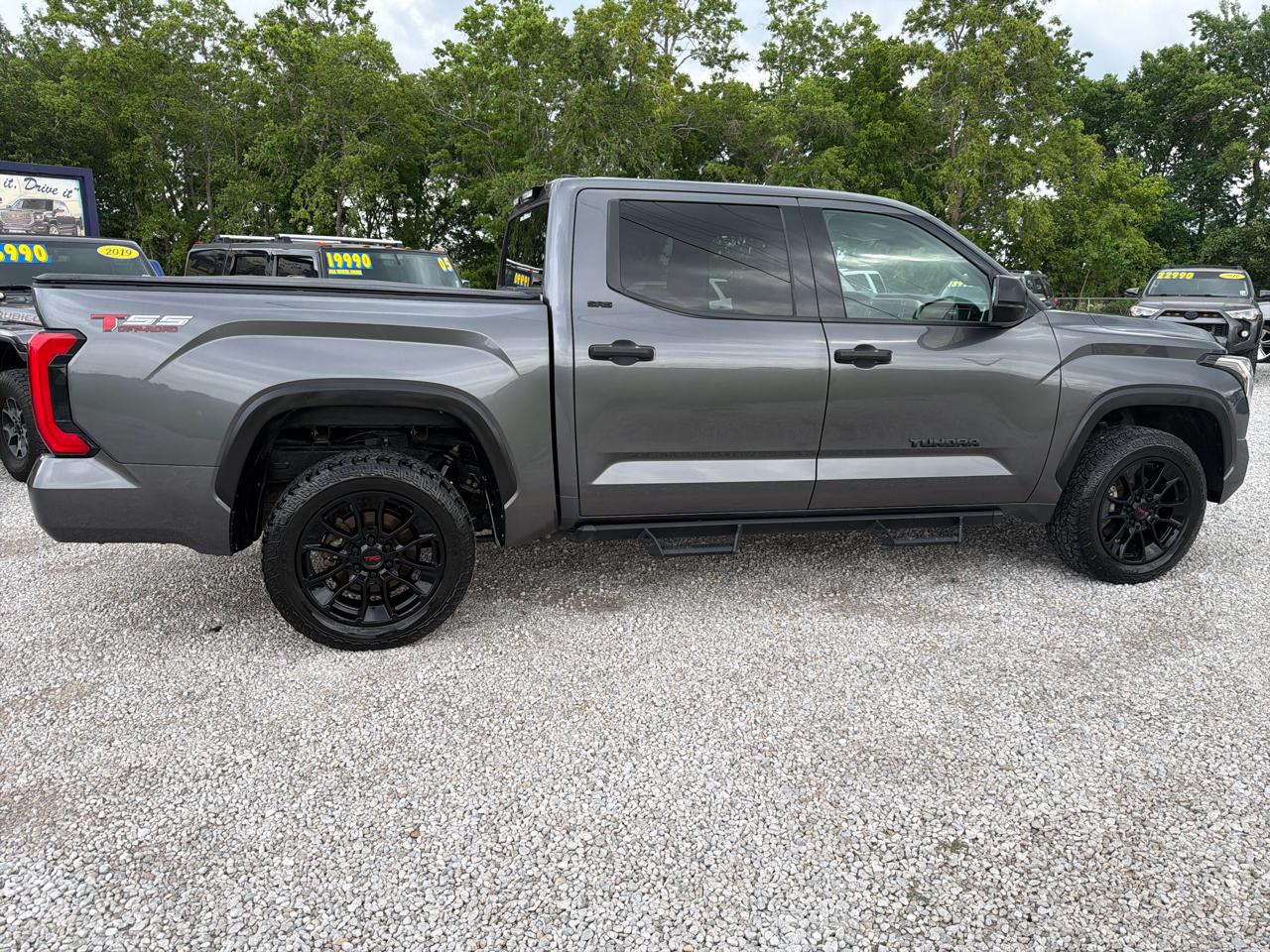 Toyota Tundra 4WD CrewMax 145.7" 4.7L SR5 (Natl) 2023