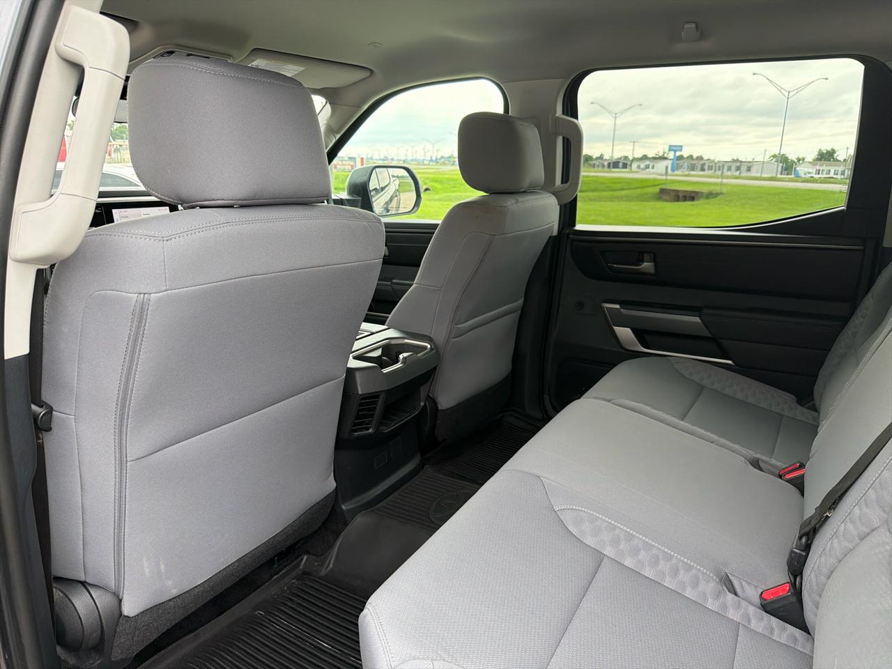 Toyota Tundra 4WD CrewMax 145.7" 4.7L SR5 (Natl) 2023