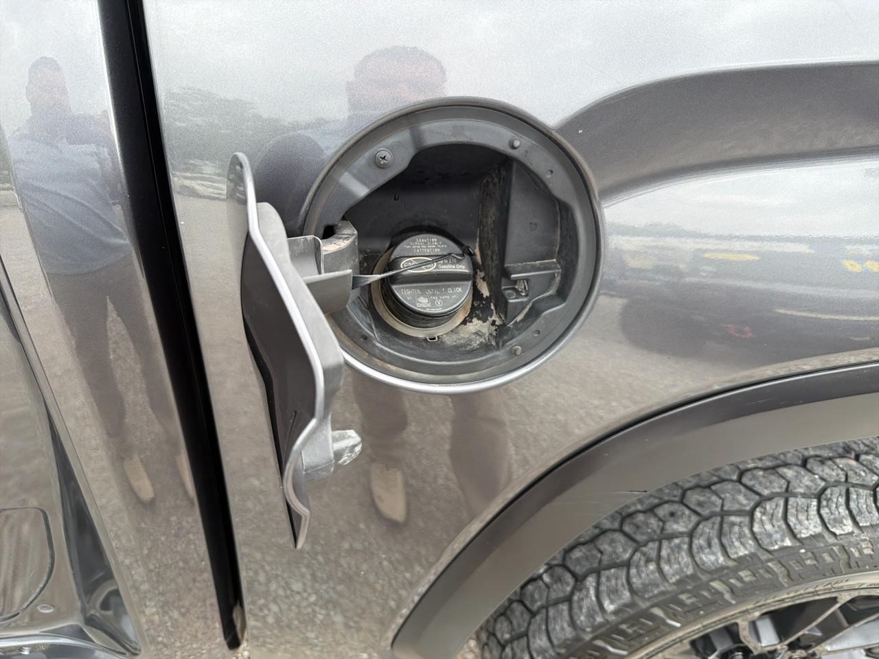 Toyota Tundra 4WD CrewMax 145.7" 4.7L SR5 (Natl) 2023