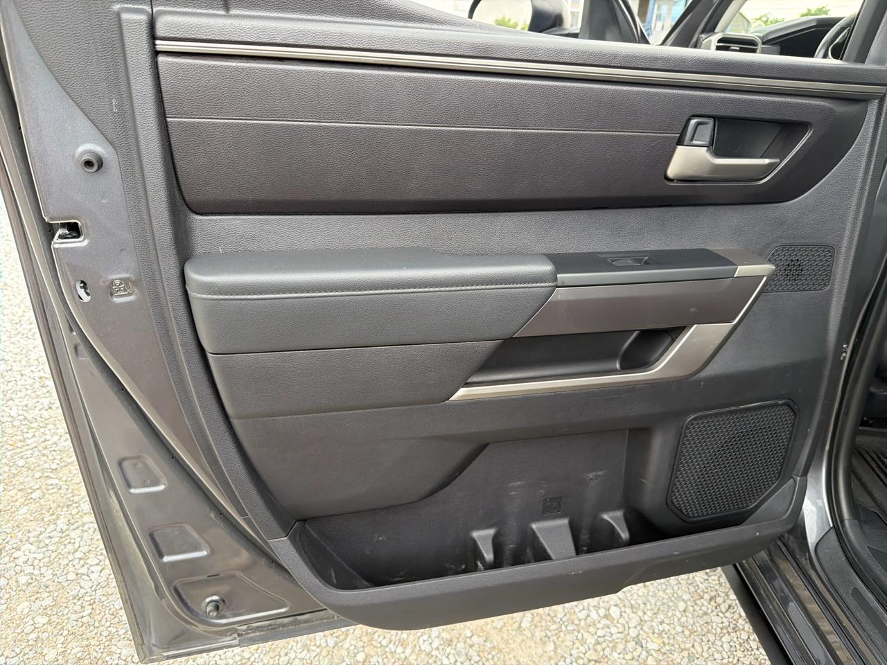 Toyota Tundra 4WD CrewMax 145.7" 4.7L SR5 (Natl) 2023