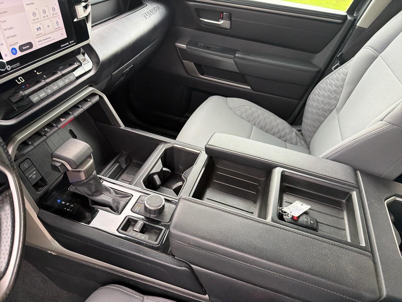 Toyota Tundra 4WD CrewMax 145.7" 4.7L SR5 (Natl) 2023