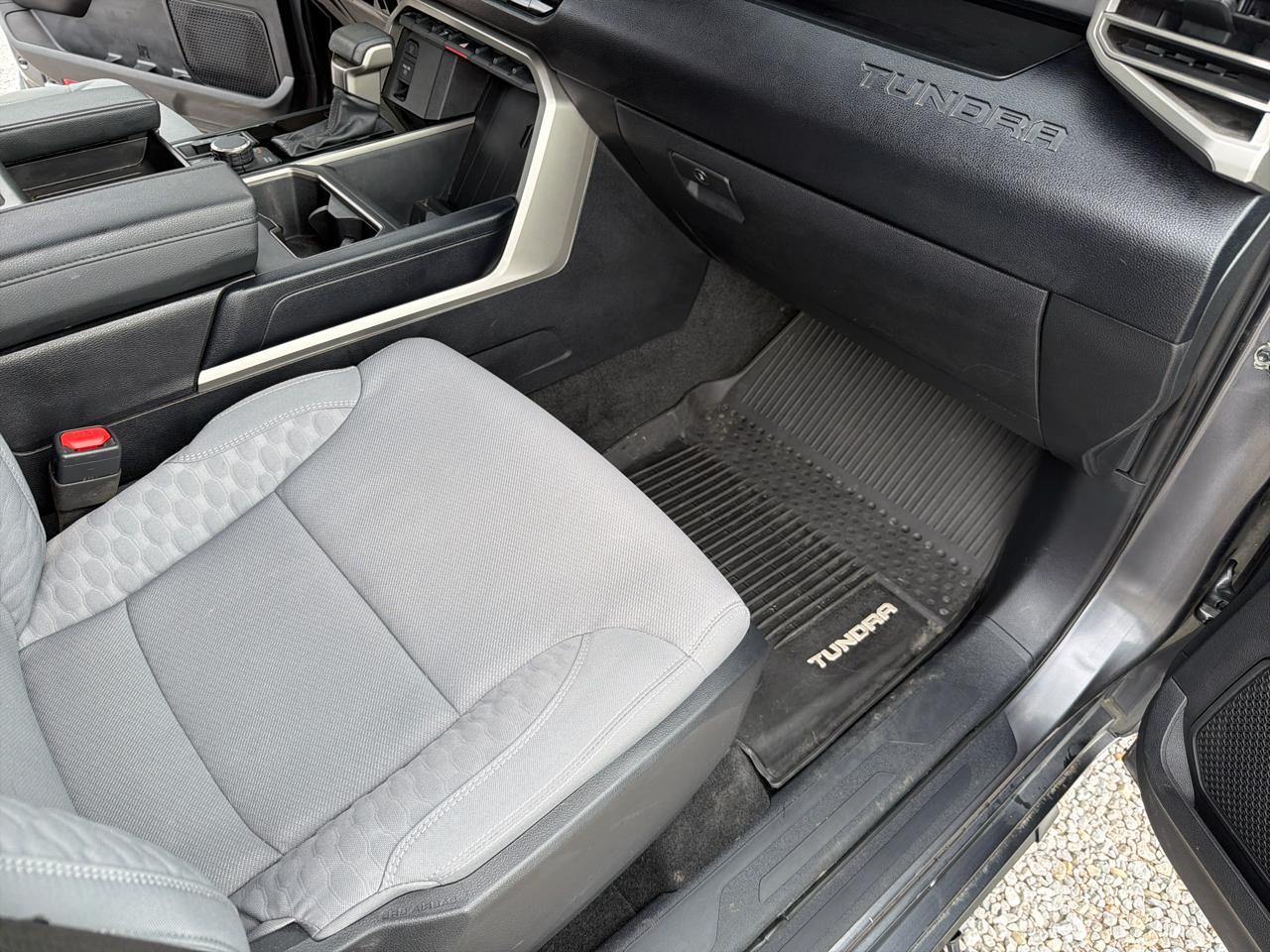 Toyota Tundra 4WD CrewMax 145.7" 4.7L SR5 (Natl) 2023