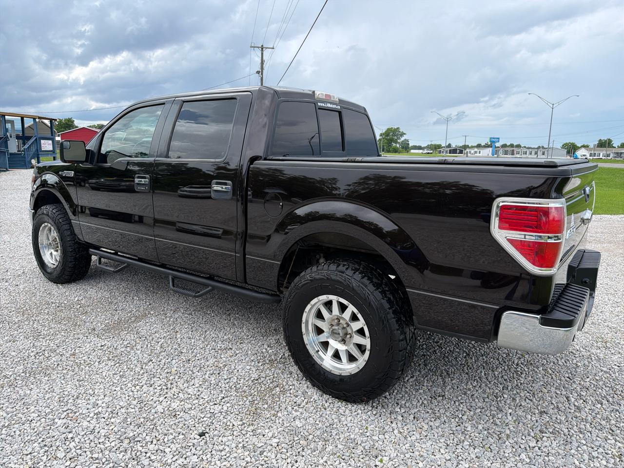 Ford F-150 4WD SuperCrew 145" XLT 2014